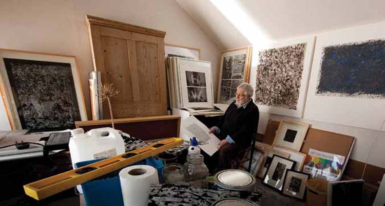 Geofrey Lefever in his studio